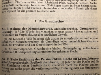  Artikel 1 Grundgesetz  die Menschenw rde Blog